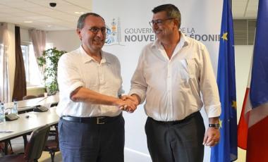 Le directeur général de la DEVCO de l’Union européenne, Stefano Manservisi, et le président du gouvernement, Philippe Germain.