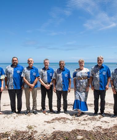 La photo officielle des chefs des délégations avec les tenues créées spécialement à l’occasion du forum.
