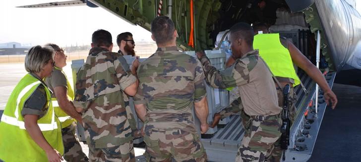 Un avion CASA a décollé de la base aérienne 186 Paul Klein le 4 octobre pour acheminer l’aide vers le Vanuatu.